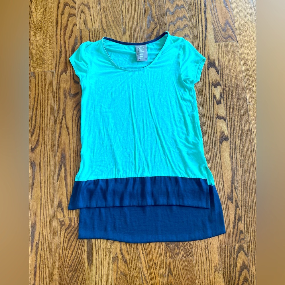 Dolan size XS tunic